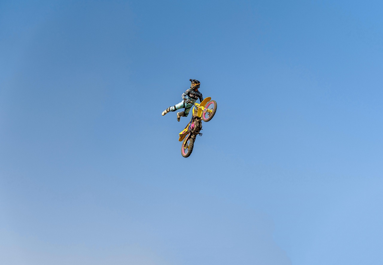 Motocross, stunt, freestyle — Watch UFC Events Live From Anywhere in 2024