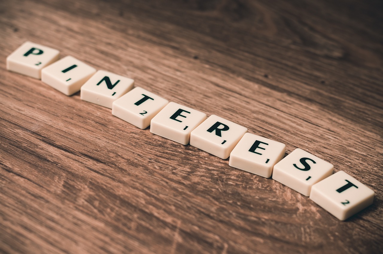 Pinterest, facebook, social media — When Does Banker Draw the Third Card?